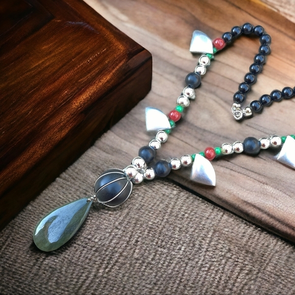 RARE Vintage Alexis Kirk Nephrite Jade Pendant Necklace - Picture 1 of 14